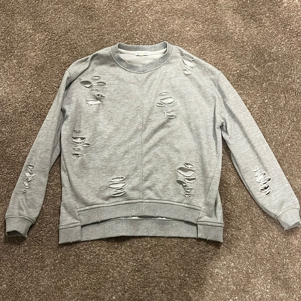 Allie Rae distressed crew